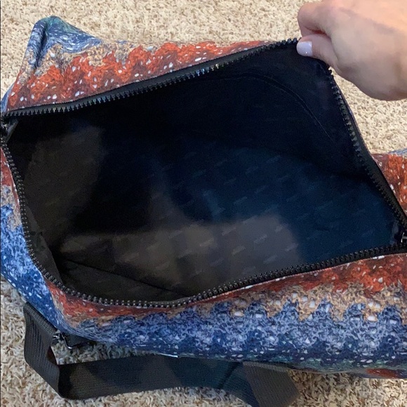 Missoni Travel Bag - Picture 3 of 3